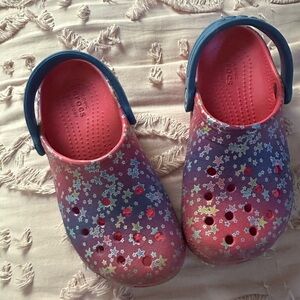 Girls Crocs